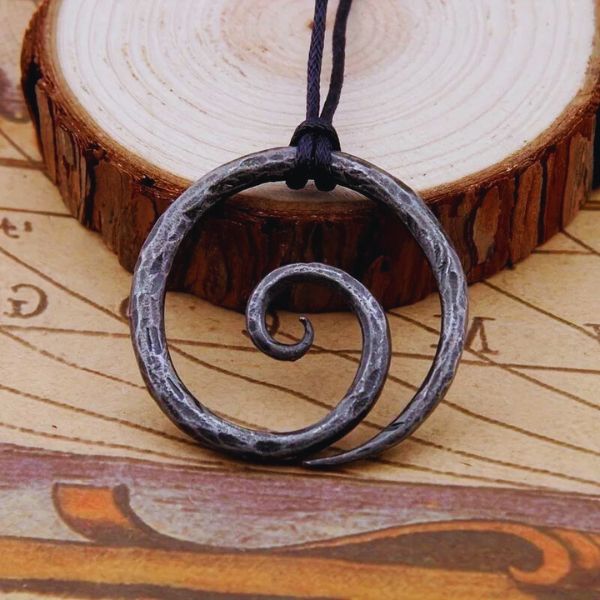 Collier Pendentif Maori KORU Hommes - Pendentif Maori