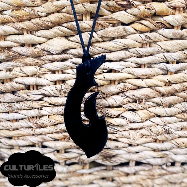 Collier Pendentif Hei Matau Maori - Collier de protection - Polynésie / Nouvelle Zélande