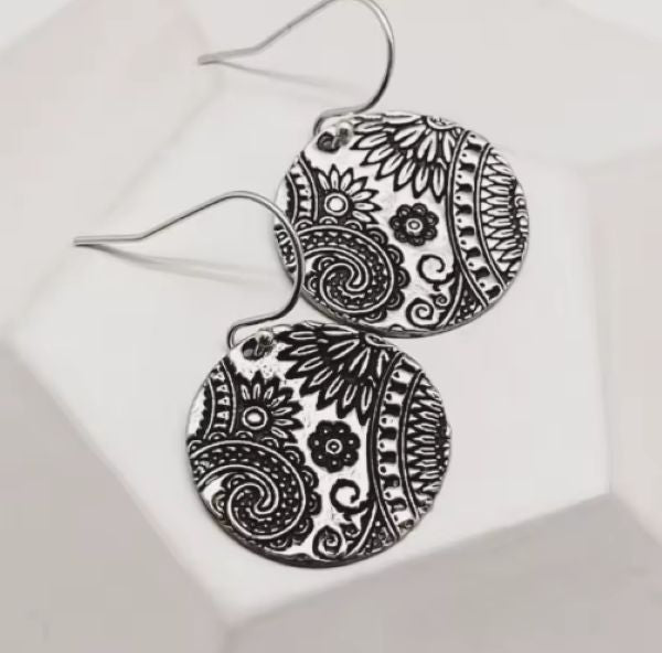 Boucles d'oreilles hawaïennes géométriques – Un design audacieux et original