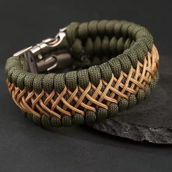 Bracelet Paracorde Tressé à 7 Cœurs – Style Vintage