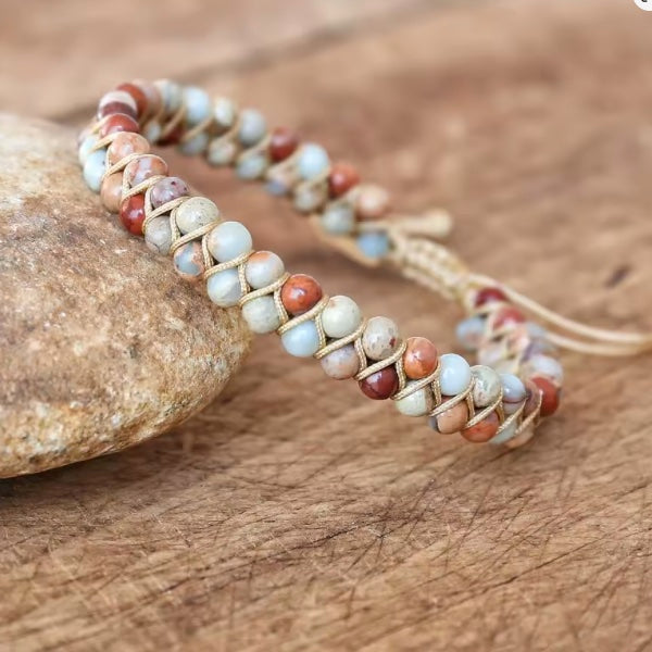 Bracelet Classique en Pierres Naturelles – Élégance Discrète et Tressage Fait Main