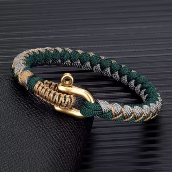 Bracelet Design Unisexe avec Fermoir en U – Élégance brute & style affirmé