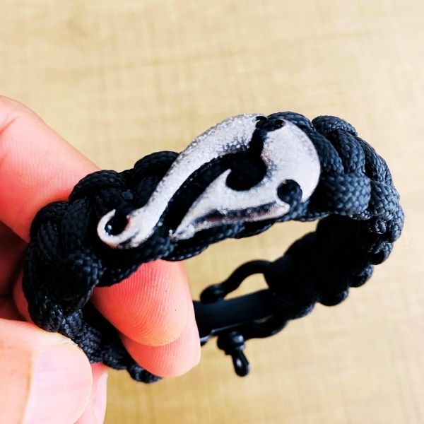 Bracelet Hei Matau Maori – Force, Protection et Héritage Océanique