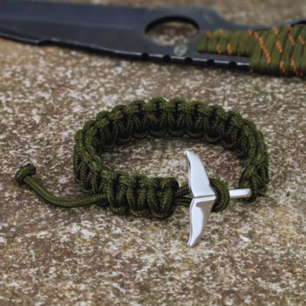 Bracelet Paracorde Queue de Baleine – Symbole de Force et de Liberté