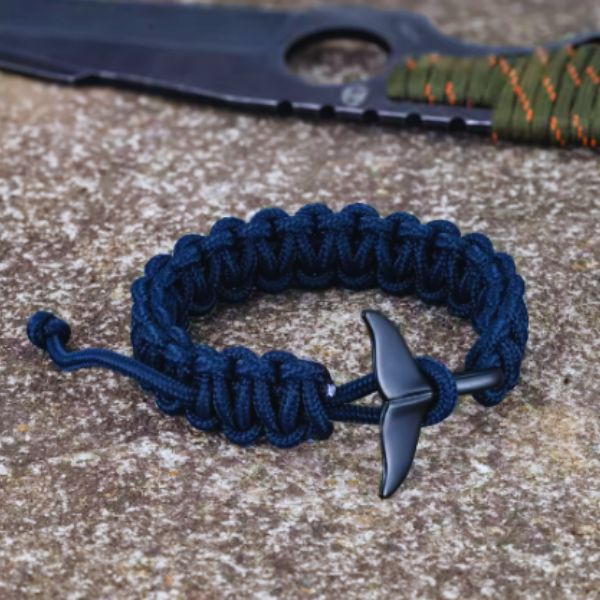 Bracelets Paracorde Queue de Baleine – Élégance et Aventure