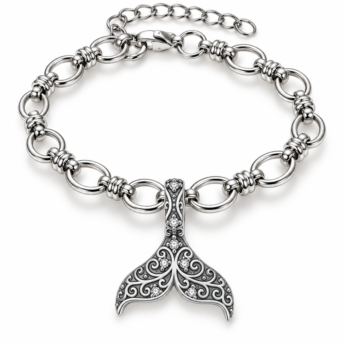 Bracelet argenté Keshavi – Queue de baleine ciselée - Ile maurice