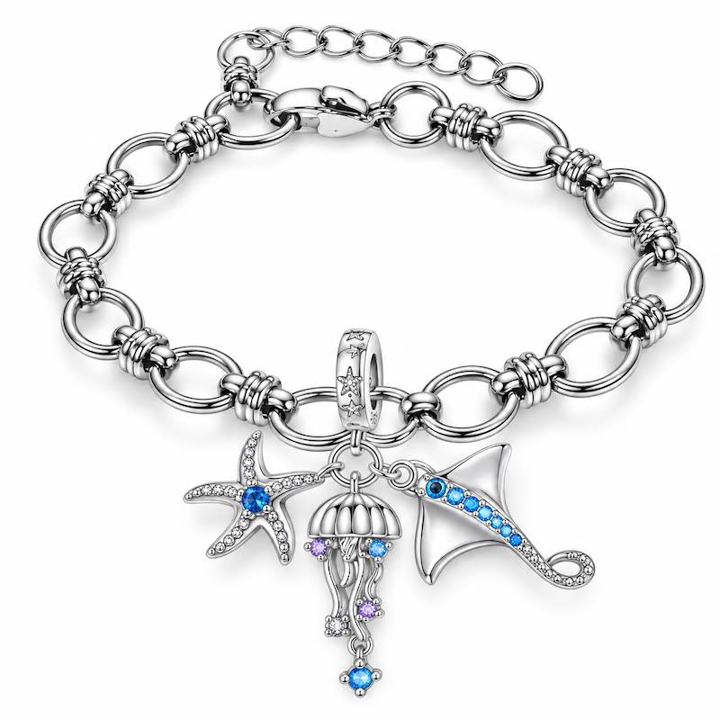 Bracelet argenté Shalini – Charms étoile de mer, méduse et raie - Ile maurice