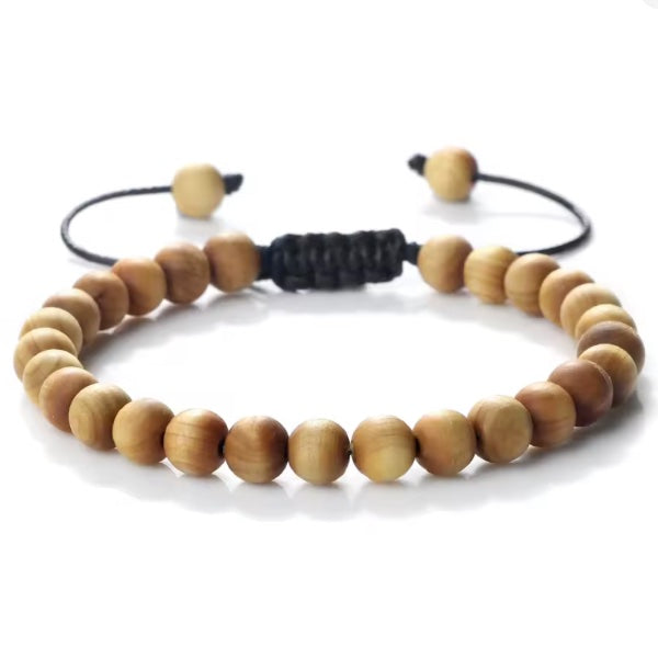 Bracelets en perles en bois de santal de Madagascar