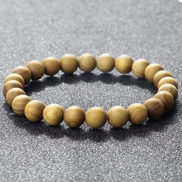Bracelets en perles en bois de santal de Madagascar