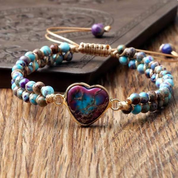 Bracelet Macramé avec Pierre en Cœur – Élégance Tressée et Symbolique Féminine