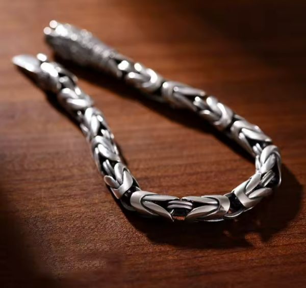 Bracelet Maori Femme – Élégance Géométrique & Esprit Culturel