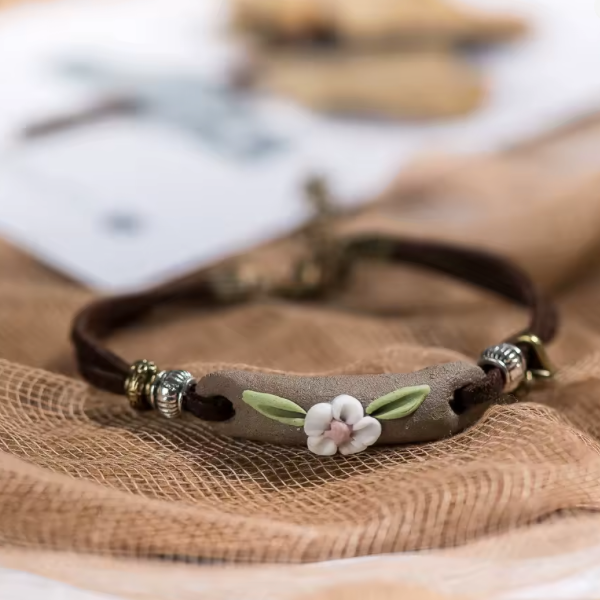 Bracelet Tissé Main en Céramique – Héritage Culturel & Tendance Actuelle