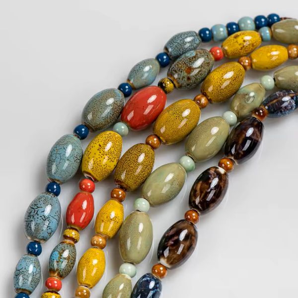 Colliers Pendentifs en perles Céramique – Élégance Artisanale de Martinique