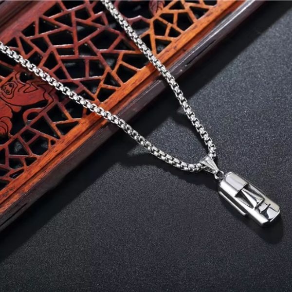 Collier Unisexe Moai – L’esprit de l’île de Pâques en pendentif