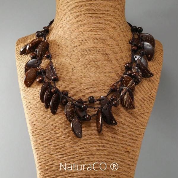 Collier original en Noix de Coco - Naturels et Ecologiques - NaturaCO ®