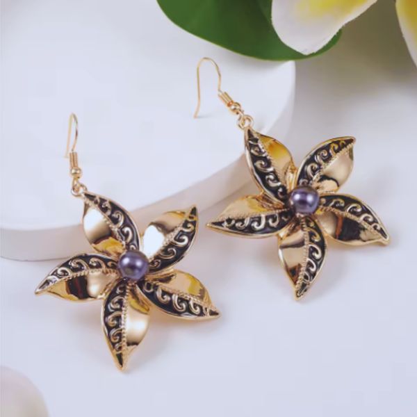 Boucles d'oreilles rétro pétales noirs – Élégance intemporelle