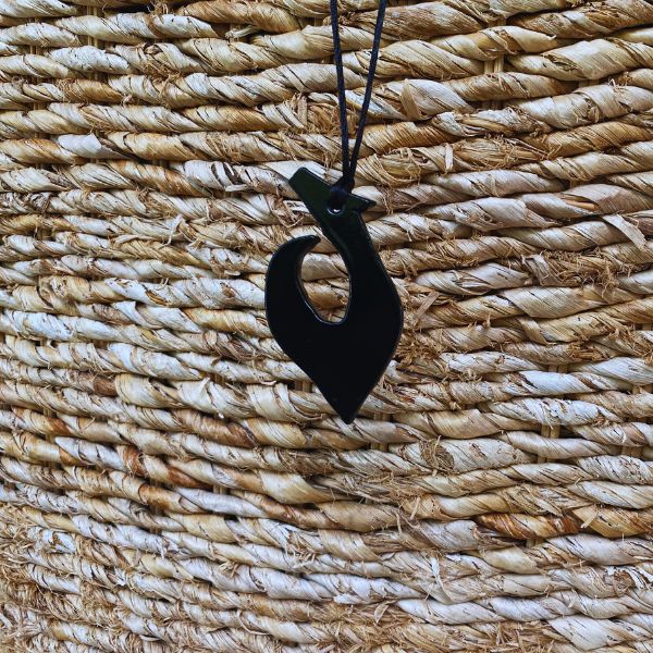 Collier Pendentif Hei Matau Maori - Collier de protection Unisexe - Polynésie / Nouvelle Zélande