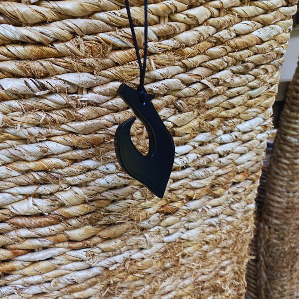 Collier Pendentif Hei Matau Maori - Collier de protection Unisexe - Polynésie / Nouvelle Zélande