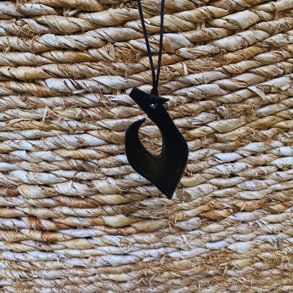 Collier Pendentif Hei Matau Maori - Collier de protection Unisexe - Polynésie / Nouvelle Zélande