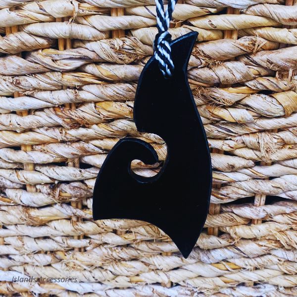 Collier Pendentif Hei Matau Maori - Collier de protection - Polynésie / Nouvelle Zélande