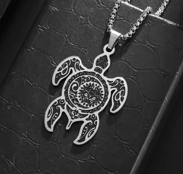 Collier Pendentif Tortue – Esprit Océanique & Symbolique Ancestrale