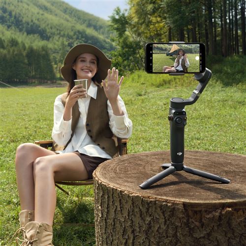DJI Stabilisateur OSMO Mobile 6 : Transformez vos Vidéos en Aventures Cinématiques
