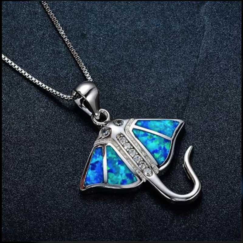 Parure Hawaïenne Raie Manta – Collier et Boucles d’Oreilles Bleu Océan