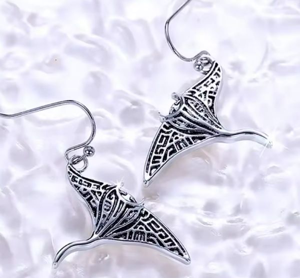 Boucles d'Oreilles Raie Manta Polynésiennes - Hina