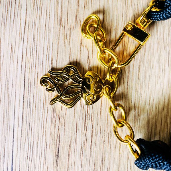 Bracelet Femme Noir et Doré – Élégance Mythique
