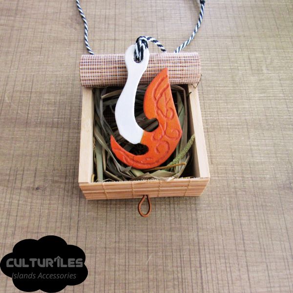 Collier Pendentif Hei Matau Maori - Collier de protection - Polynésie / Nouvelle Zélande