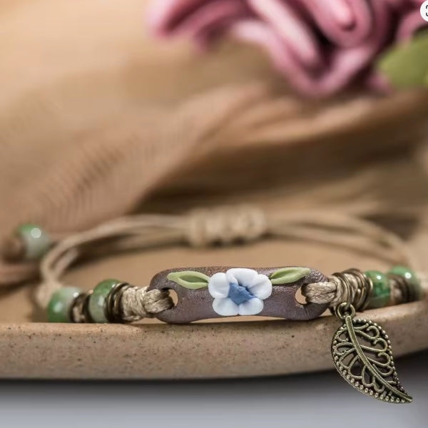 Bracelet Tissé Main en Céramique – Alliance d’Artisanat et d’Élégance Moderne