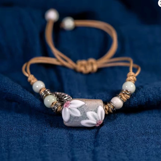 Bracelet Céramique Tressé à la Main – Charme Ethnique et Esprit Moderne