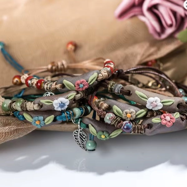 Bracelet Tissé Main en Céramique – Alliance d’Artisanat et d’Élégance Moderne
