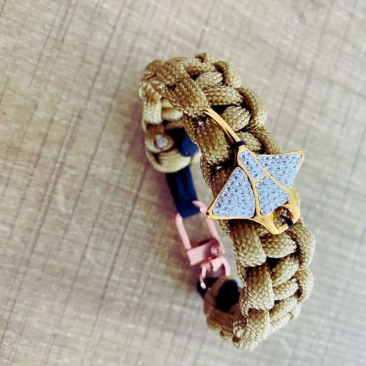 Bracelet Femme avec Pendentif Raie Manta – Élégance et Symbolique Océanique