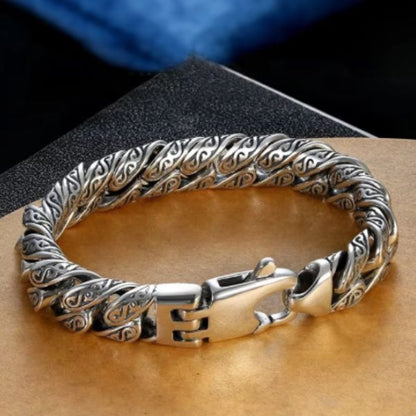 Bracelet Maori Homme en Acier Inoxydable – Élégance et Symbole Tribal