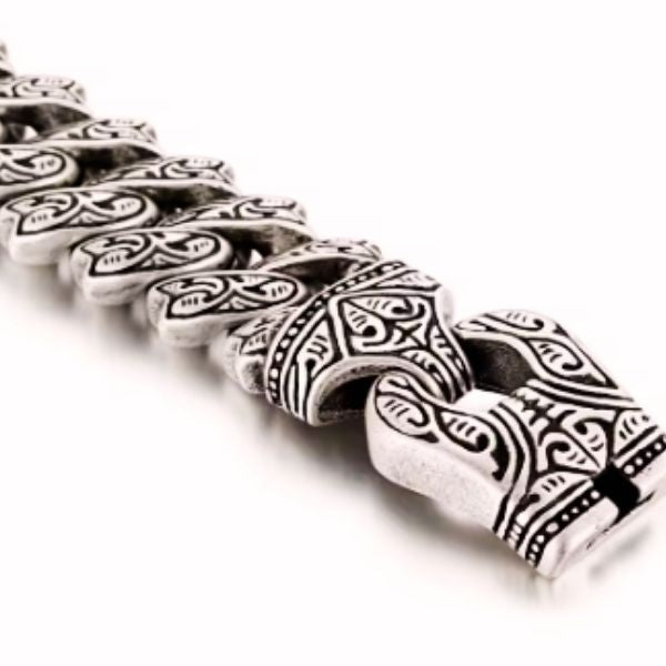 Bracelet Maori Homme en Acier Inoxydable – Force et Héritage Tribal
