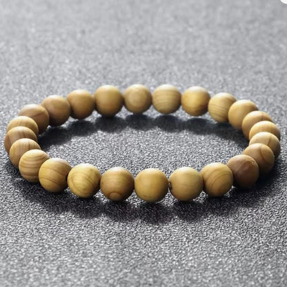 Bracelets en perles en bois de santal de Madagascar