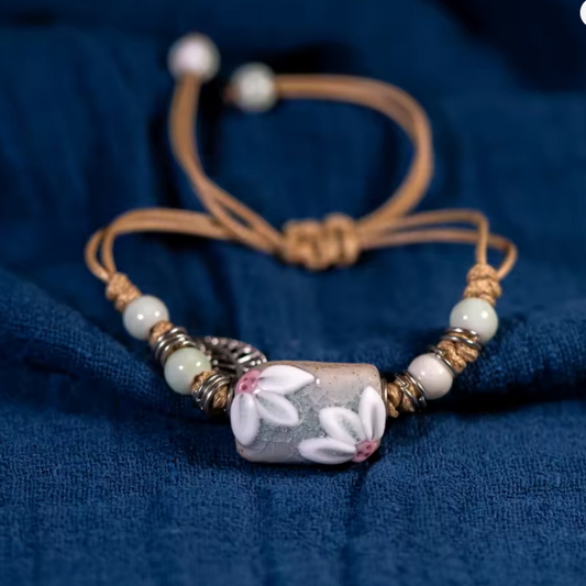 Bracelet en Céramique Tissé à la Main – Équilibre entre Tradition et Modernité