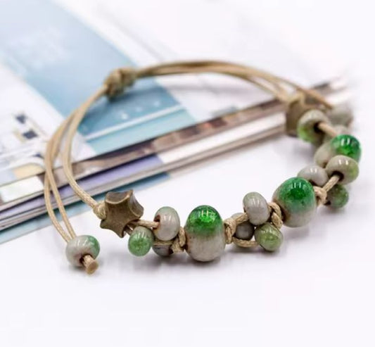 Bracelet Tissé à la Main en Céramique – Entre Tradition et Style Moderne