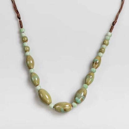 Colliers Pendentifs en perles Céramique – Élégance Artisanale de Martinique