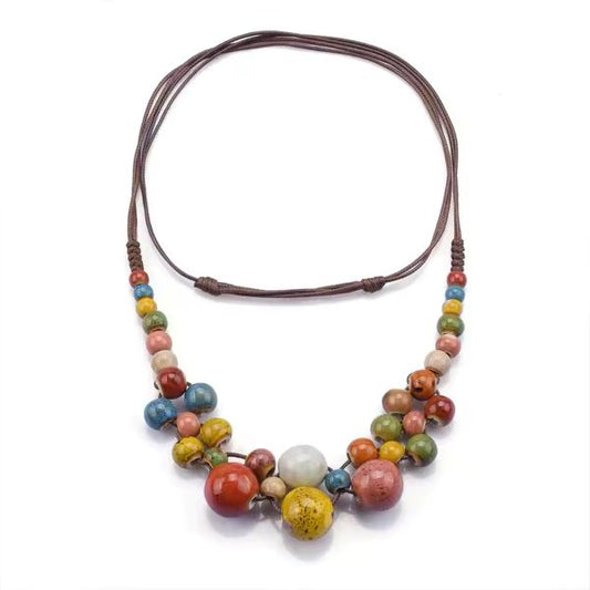 Collier en Céramique Colorée – Élégance Ethnique Made in Martinique