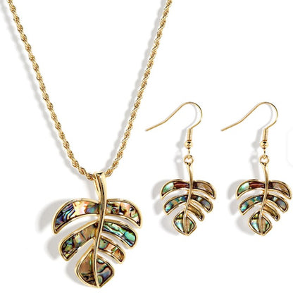 Collier Pendentif Feuille de Uru en Acier Inoxydable Doré