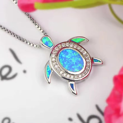 Collier Tortue Bleue – Pendentif Symbolique et Élégant