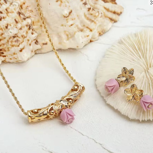 Ensemble de Bijoux Hawaïen – Collier et  Boucles d’Oreilles avec Pendentif Fleur de Jasmin