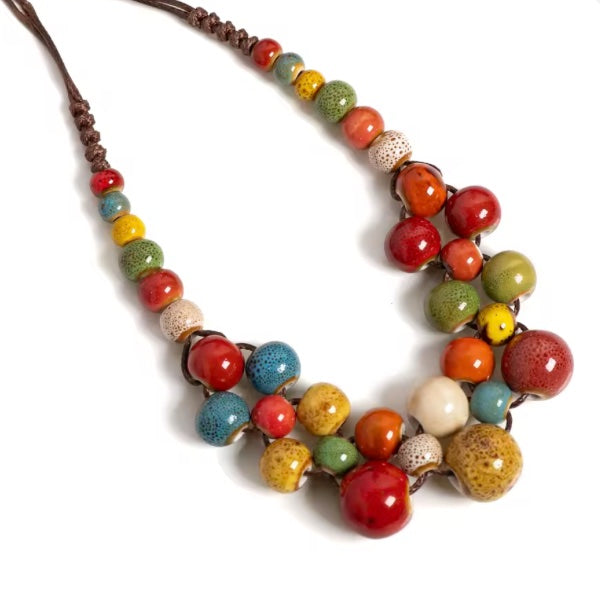 Collier en Céramique Colorée – Élégance Ethnique Made in Martinique