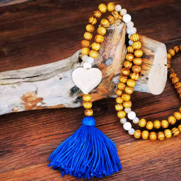 Sautoir en Perles de Bois - Création Artisanale par Valérie Vestal, Guadeloupe