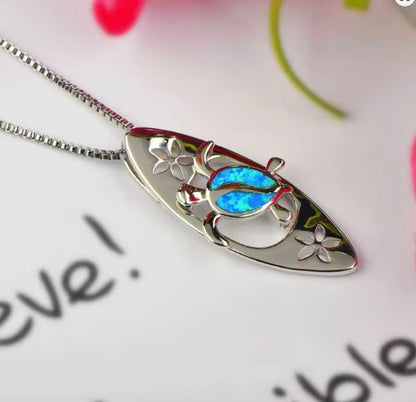 Collier Tortue Bleue – Bijou Tendance Femme
