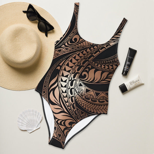 Maillot de Bain 1 Pièce – Inspiration Polynésienne – Coupe Brésilienne Féminine - Impression Motifs Tribaux
