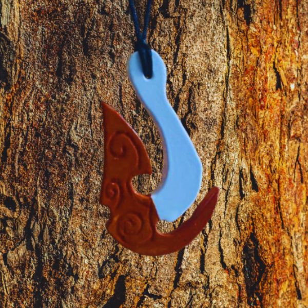 Collier Pendentif Maori Hei Matau - Nouvelle Zélande / Polynésie