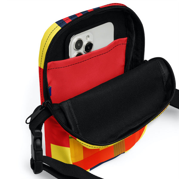 Sac à Bandoulière aux Couleurs du Madras – L’Étoffe Emblématique des Antilles
